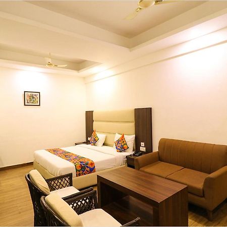 Hotel Bel Morris Új-Delhi Kültér fotó