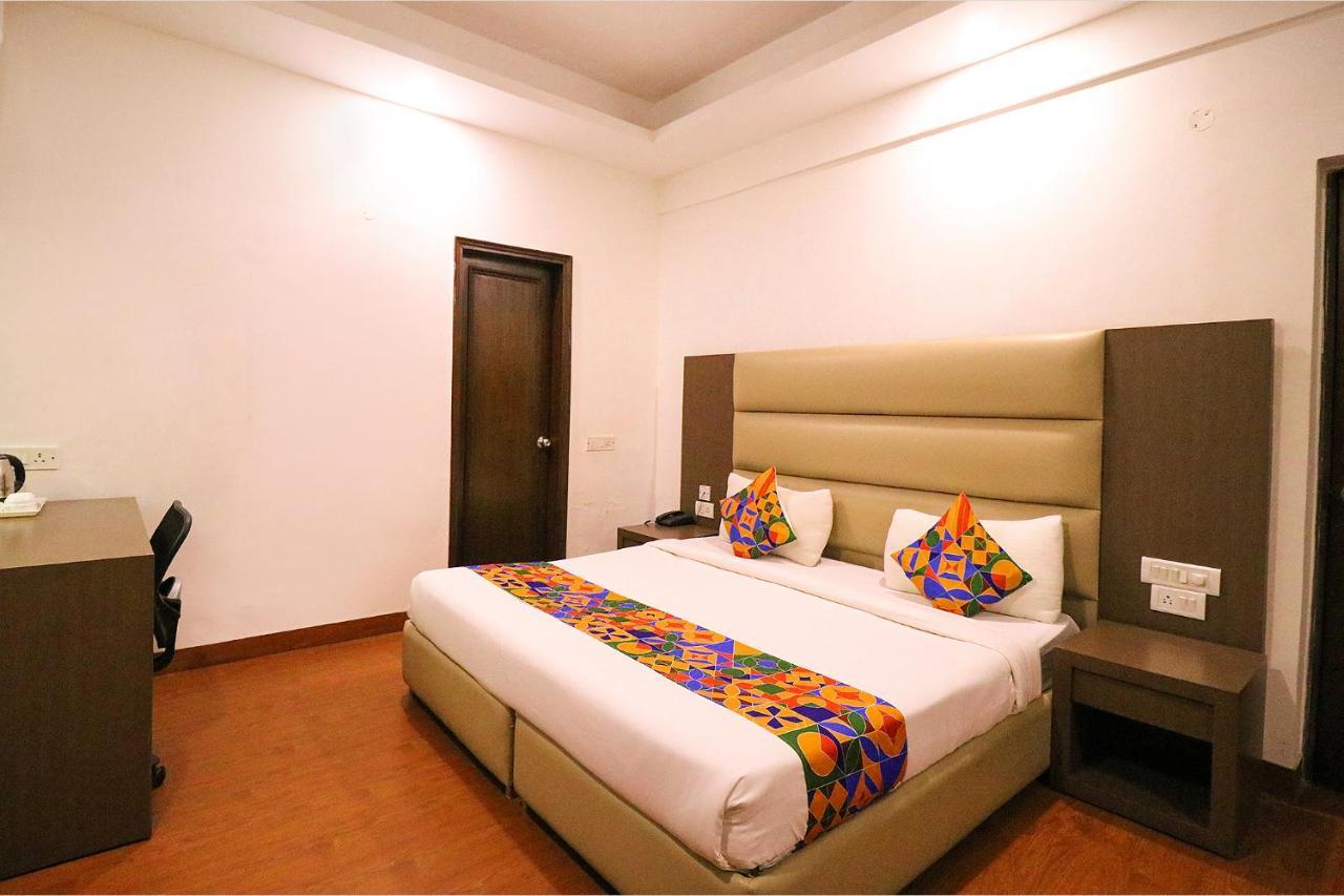 Hotel Bel Morris Új-Delhi Kültér fotó