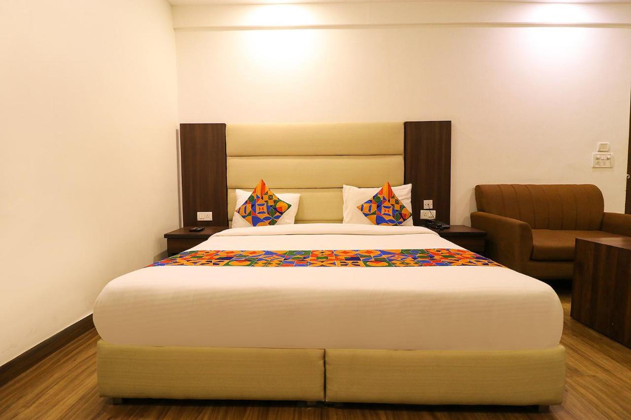 Hotel Bel Morris Új-Delhi Kültér fotó