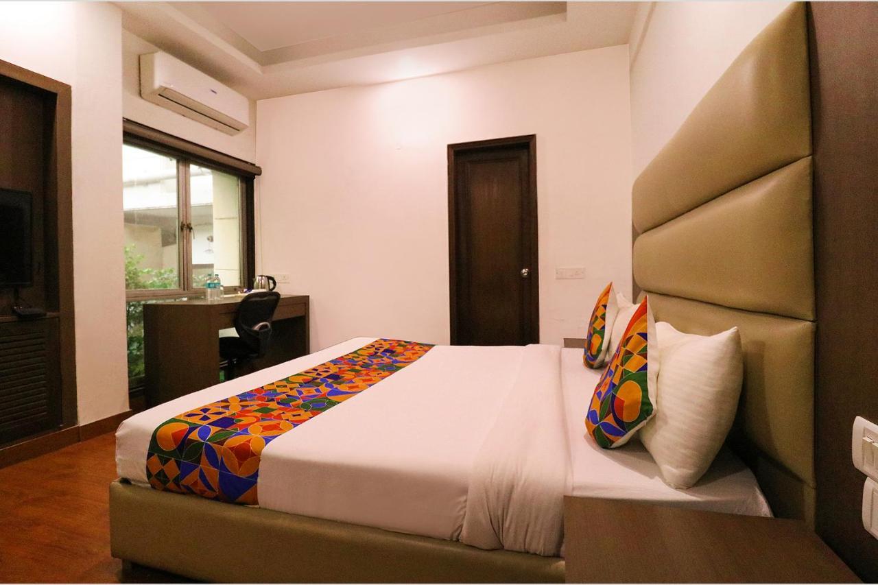 Hotel Bel Morris Új-Delhi Kültér fotó