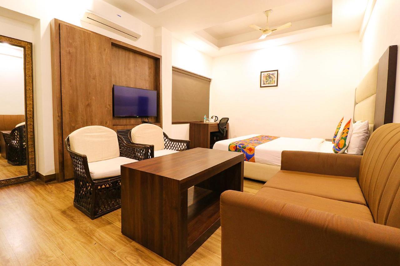 Hotel Bel Morris Új-Delhi Kültér fotó